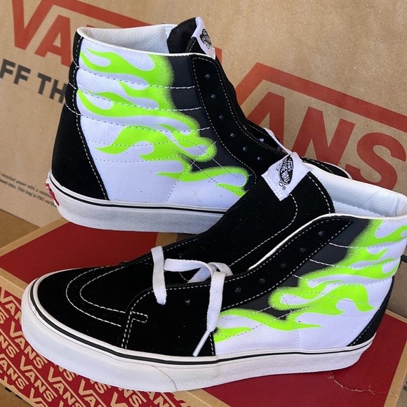 Vans Sk8-Hi Flame Black/True White Men’s sneakers - Picture 11 of 16